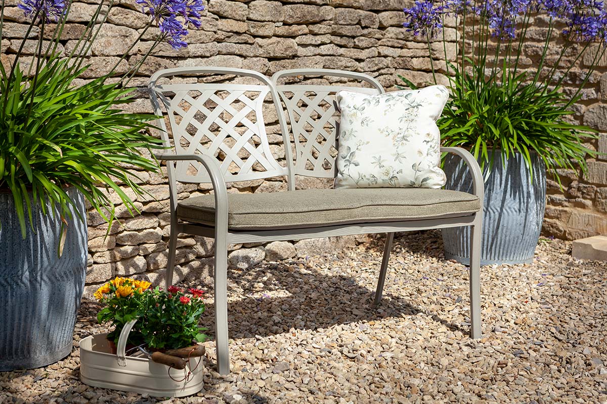 Hartman Berkeley 2 Seat Bench – Maize/Wheatgrass