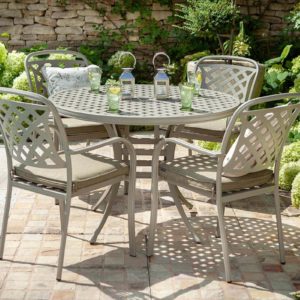 Hartman Berkeley 4 Seat Round Set